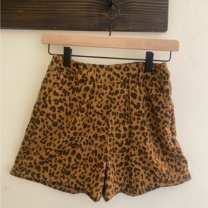 Cute high waisted leopard, cheetah print shorts , size XS , 25